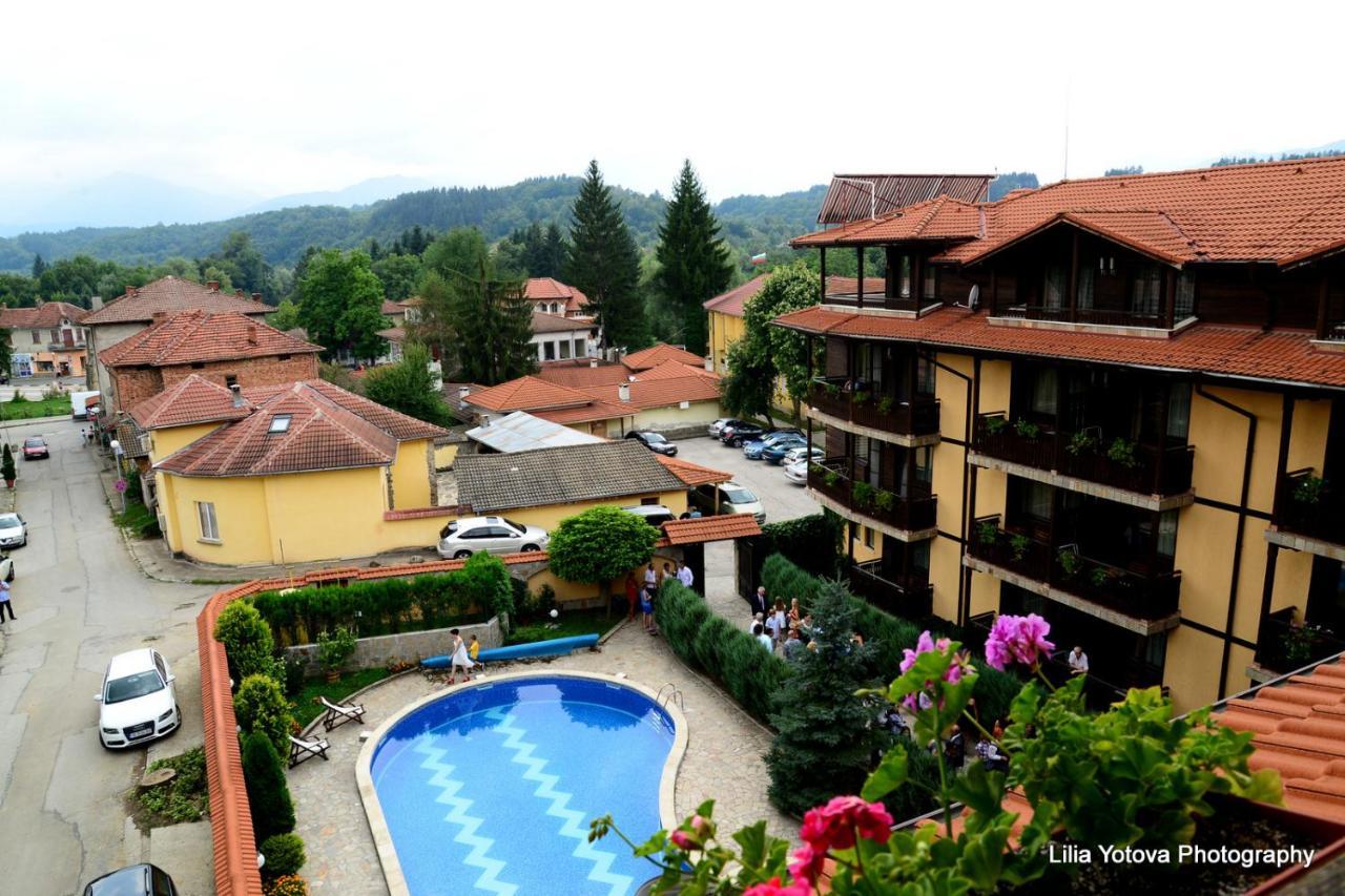 Hotel Center Apriltsi  Exterior foto